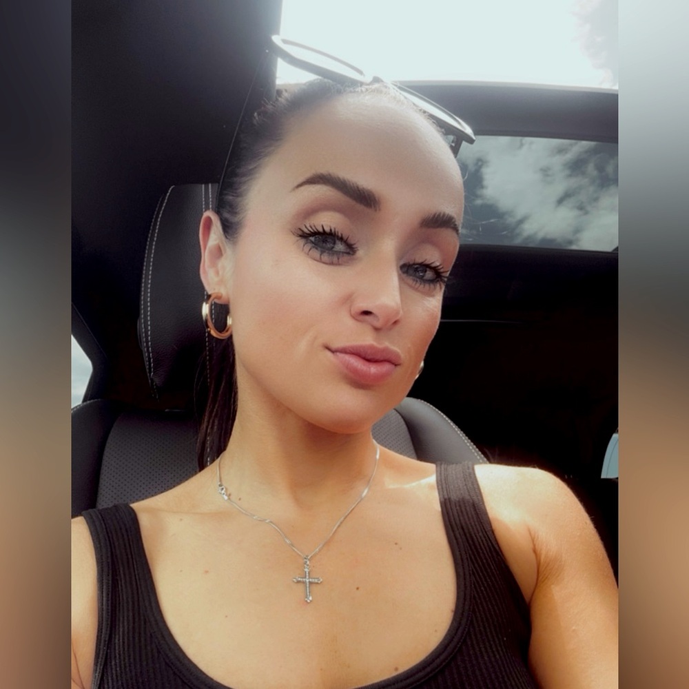 Meet your Posher, Elke adriana maria